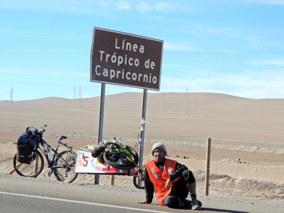En Chile, en la línea del Trópico de Capricornio, paralelo del hemisferio sur. Foto: José Pou